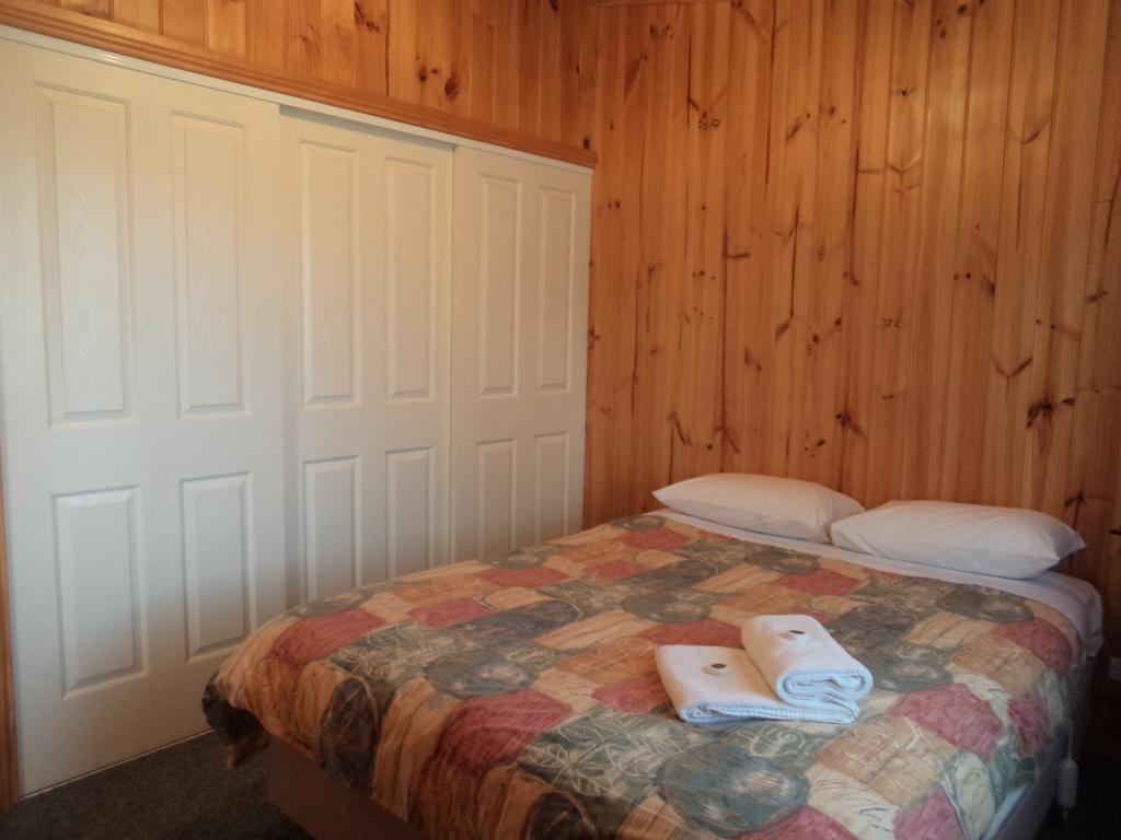 Bicheno East Coast Holiday Park Room photo