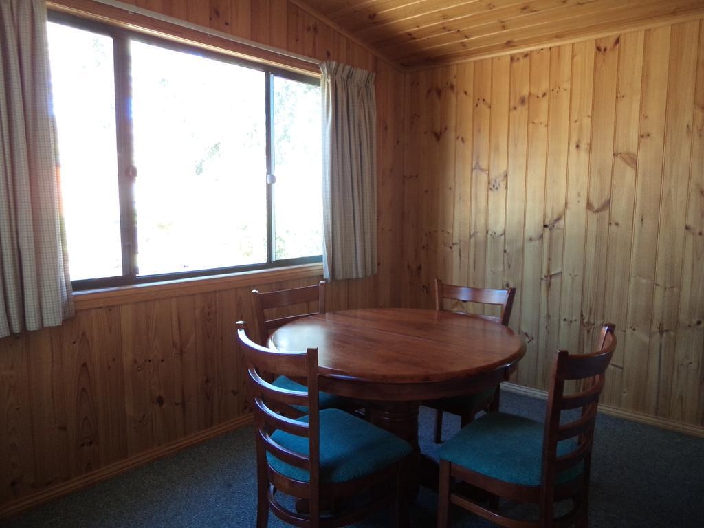 Bicheno East Coast Holiday Park Room photo
