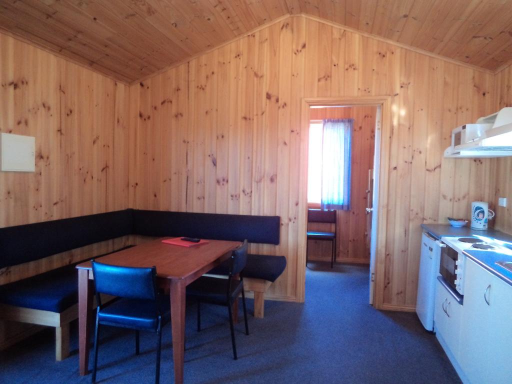 Bicheno East Coast Holiday Park Room photo